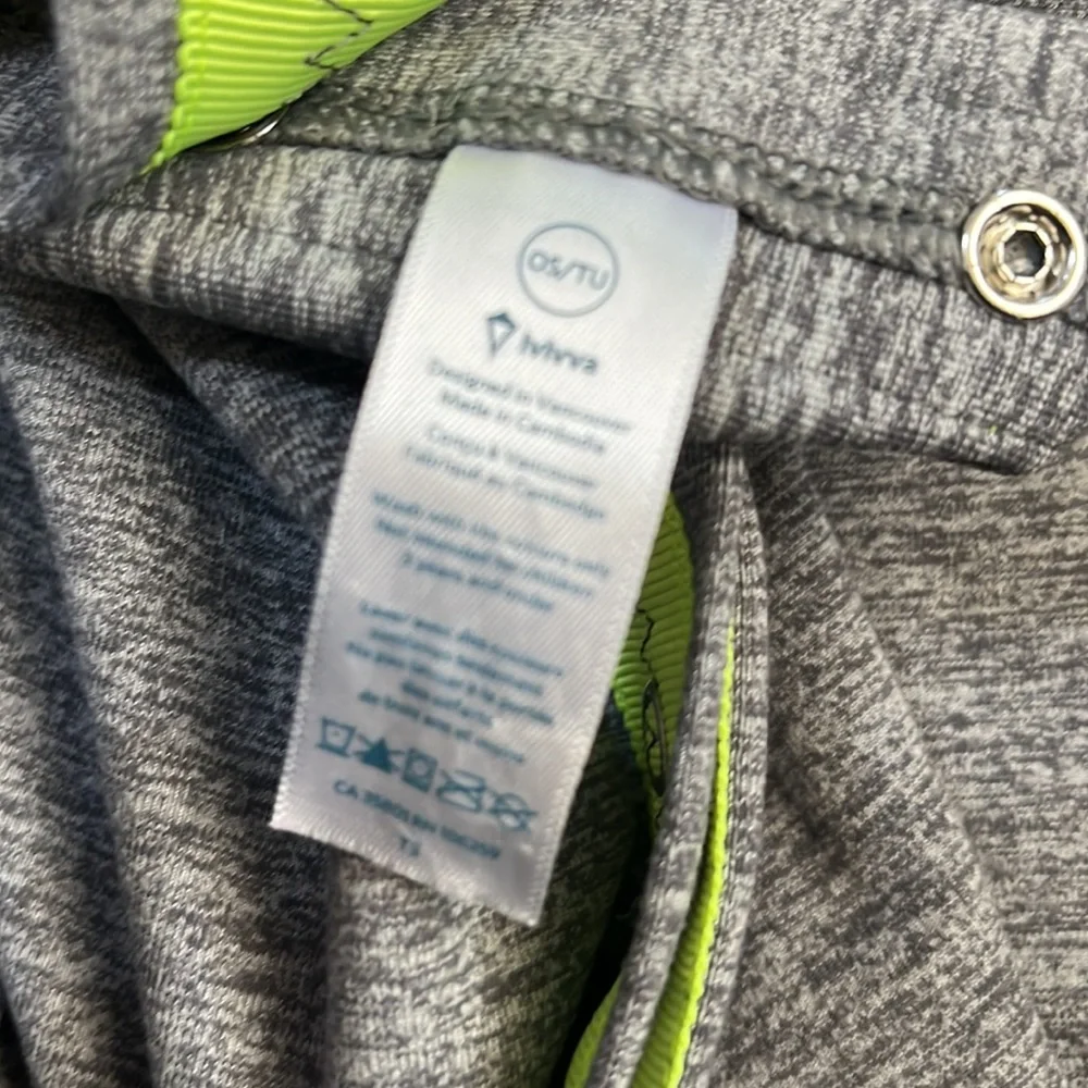 Ivivva scarf - Picture 5 of 5